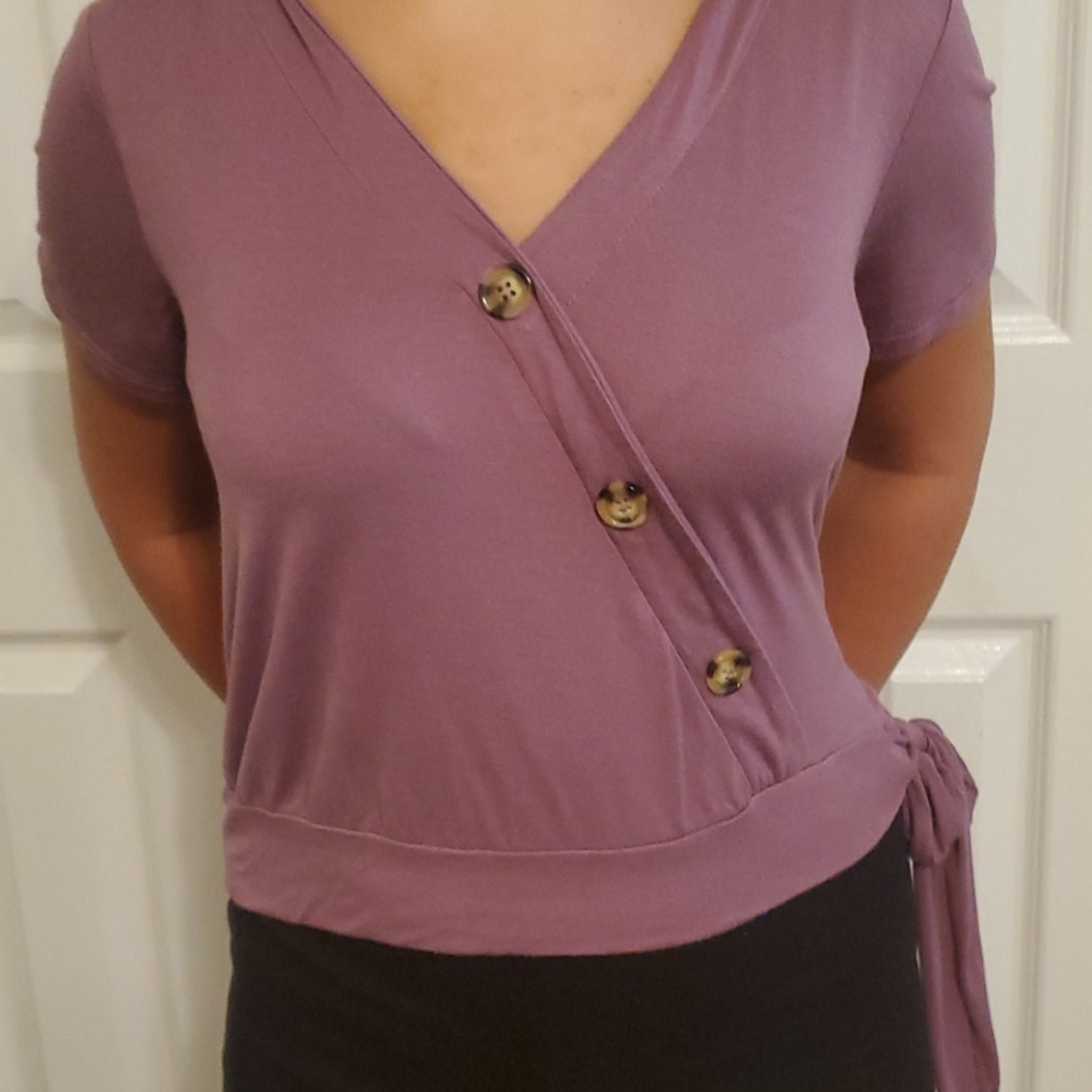 Tie on the side t shirt
